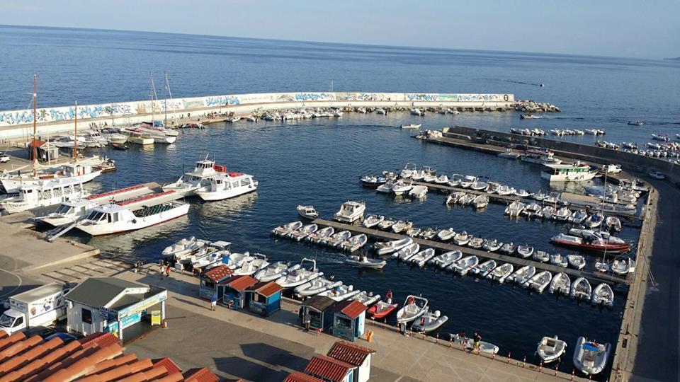 Holiday Home Golfo Di Orosei Cala Gonone Exterior foto